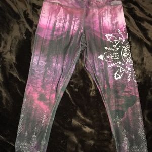 EVCR crop leggings